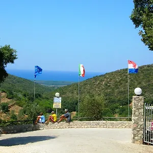 Blucamp Natural Village Camping